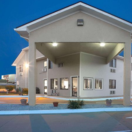 Super 8 By Wyndham Boonville Exterior foto